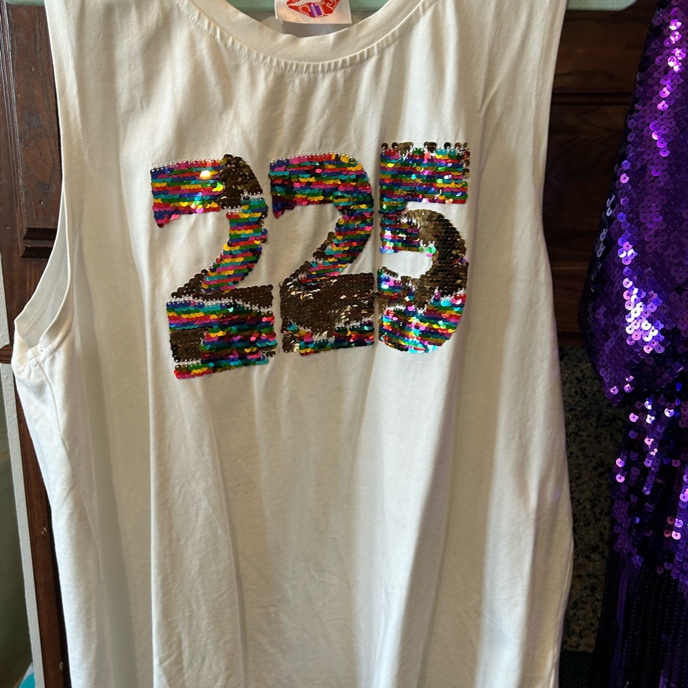 Sparkle city, 225 tank top
